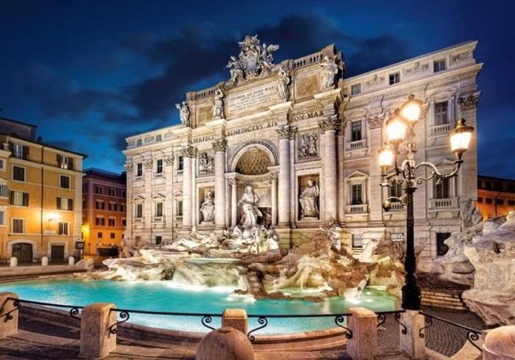 Apartment Trevi Fountain Modern Loft Apartment