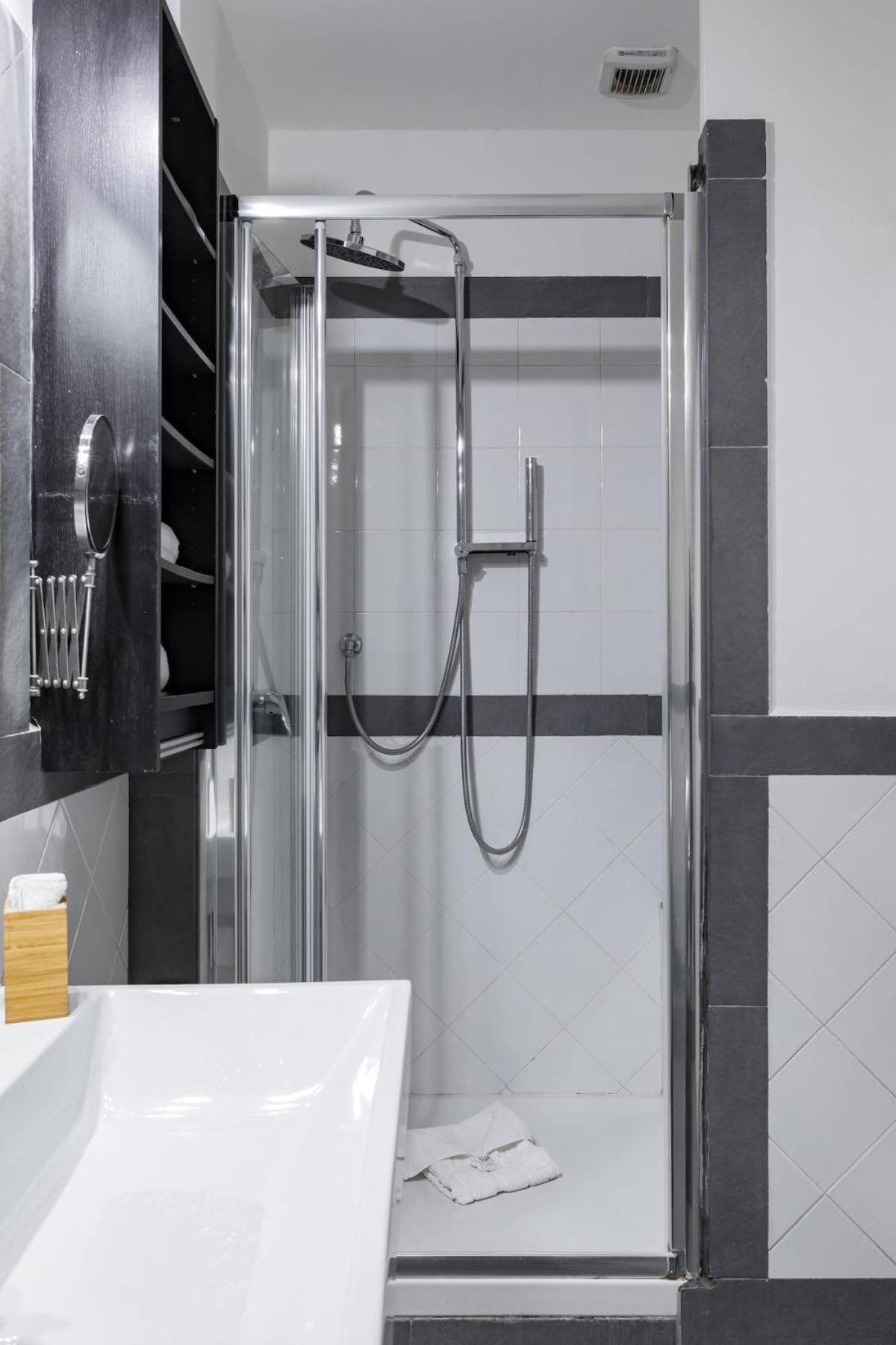 Trevi Fountain Modern Loft Apartment Appartement *